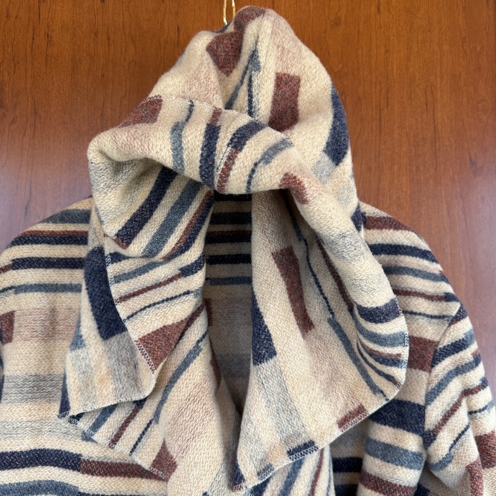 *RARE!* 70s Vintage Wrap Indian Blanket Coat by Quarte by de Champs - Picture 4 of 7